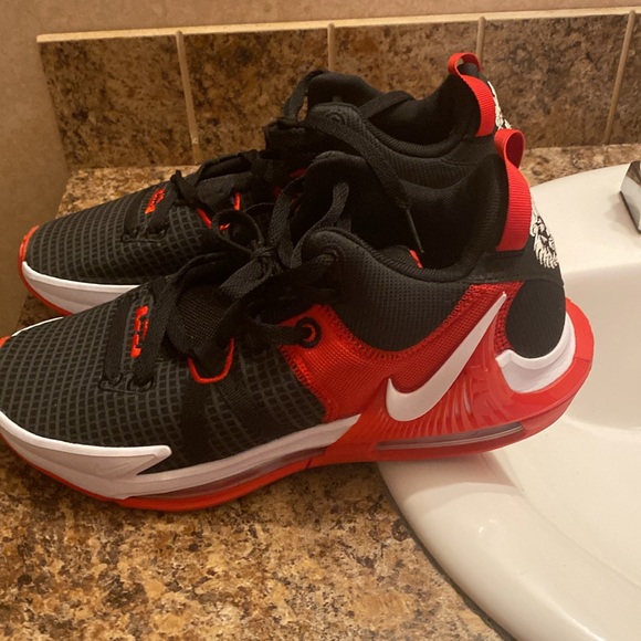 When I ordered them from Hibbert sports they where to small on me - Picture 4 of 4